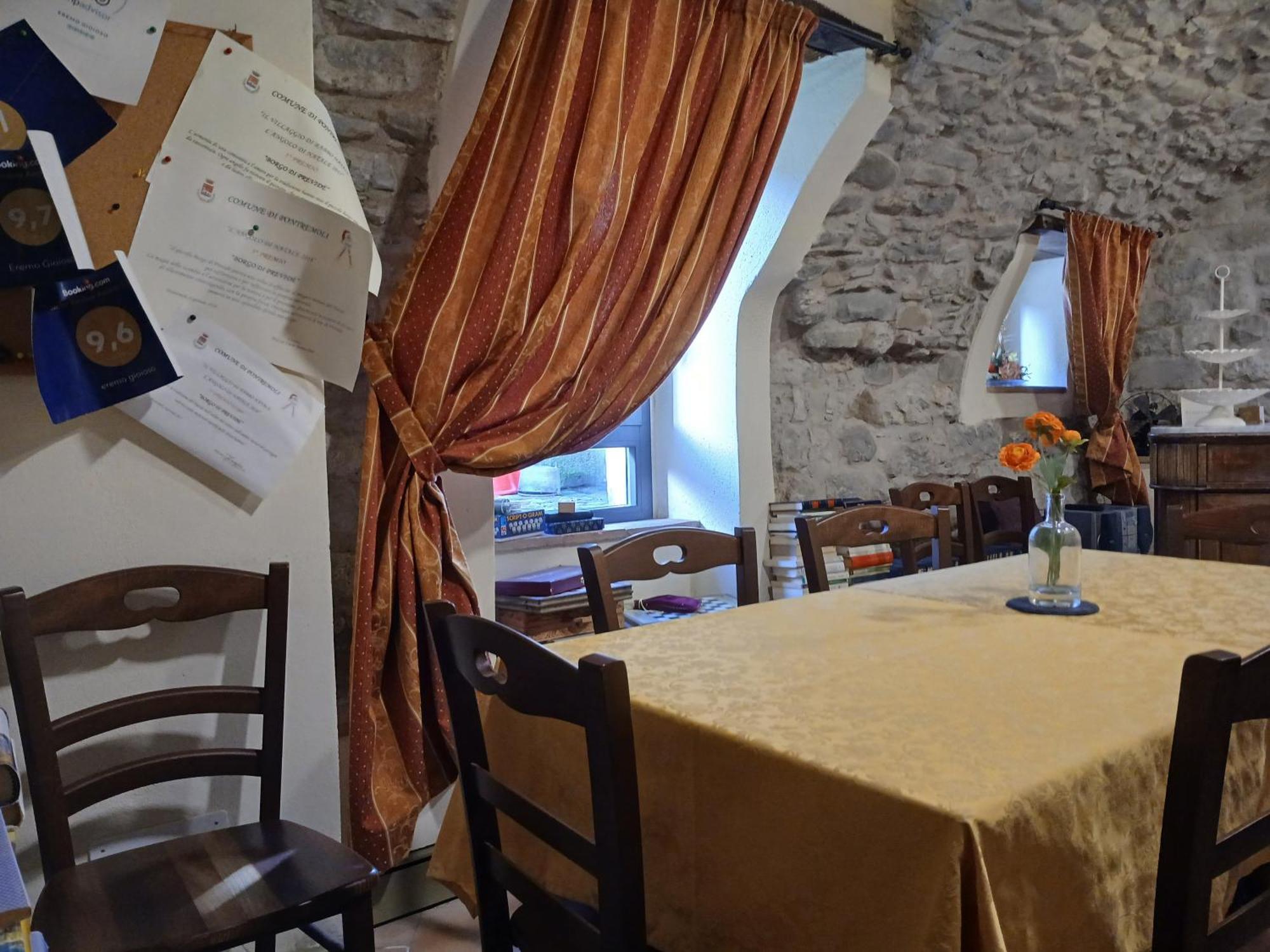 Eremo Gioioso Villa Понтремоли Екстериор снимка